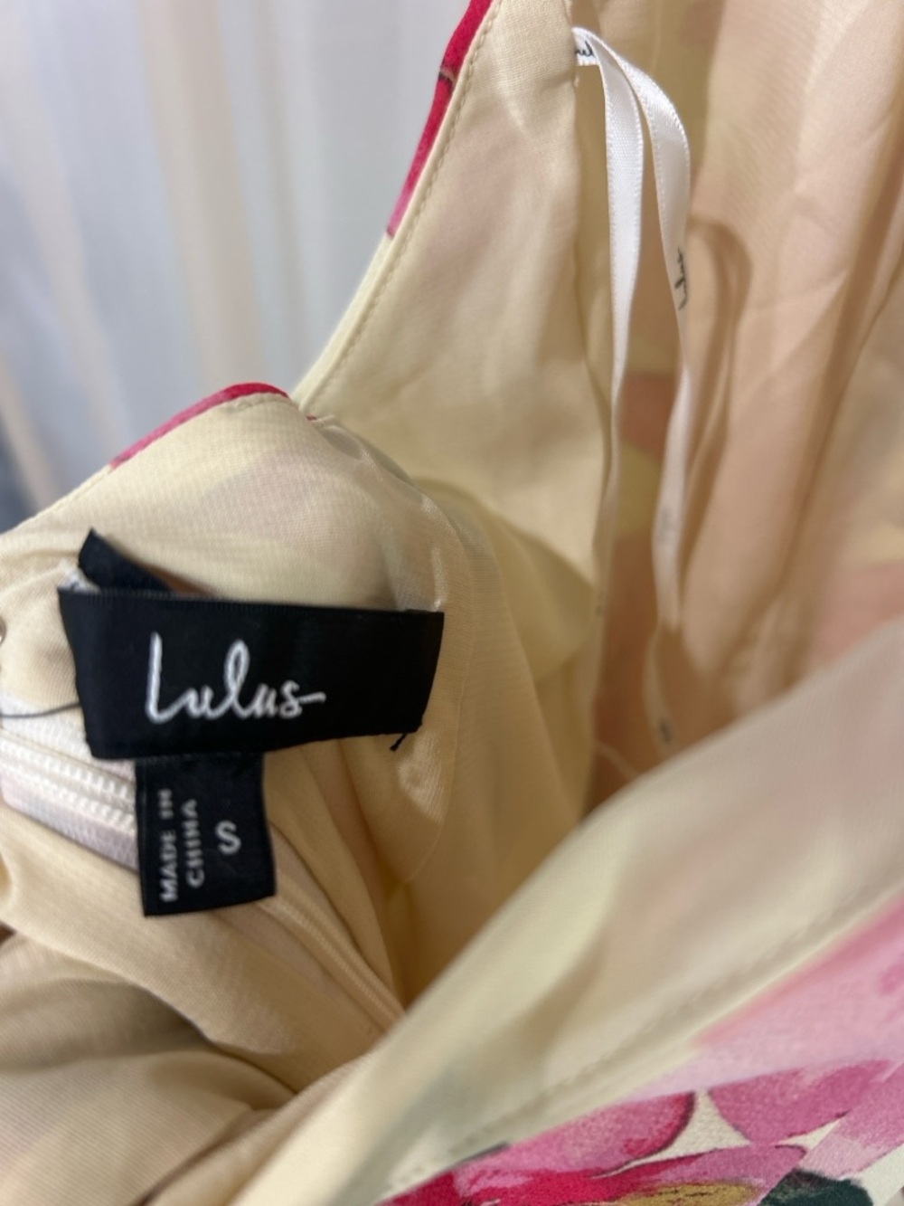 Lulus Floral Midi Dress Halter Open Back Pink Cream Spring Summer NWT - Picture 7 of 9